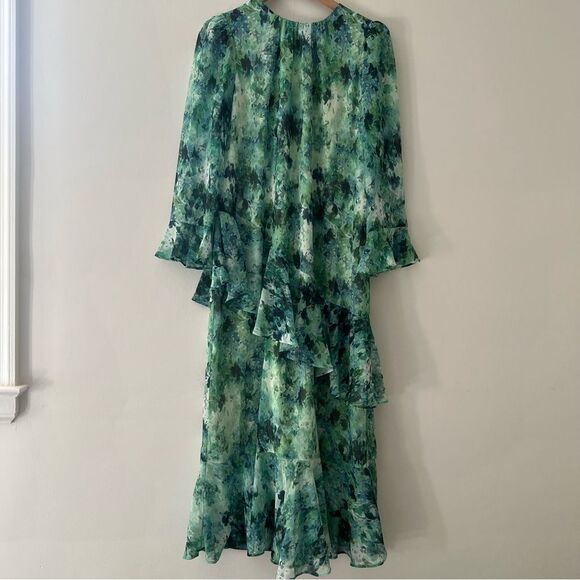 Tuckernuck Water Lilies Sasha Dress Midi Green Ruffles Lined Floral Size Medium - Picture 2 of 12
